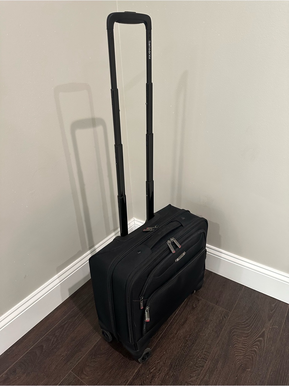 Samsonite Black Rolling Laptop Carry-On with Telescoping Handle
